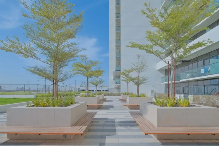 Tranquil 1BR Hideaway in Damac Hills