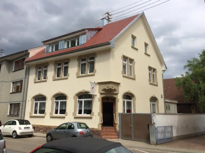 3 Bedrooms Apartment