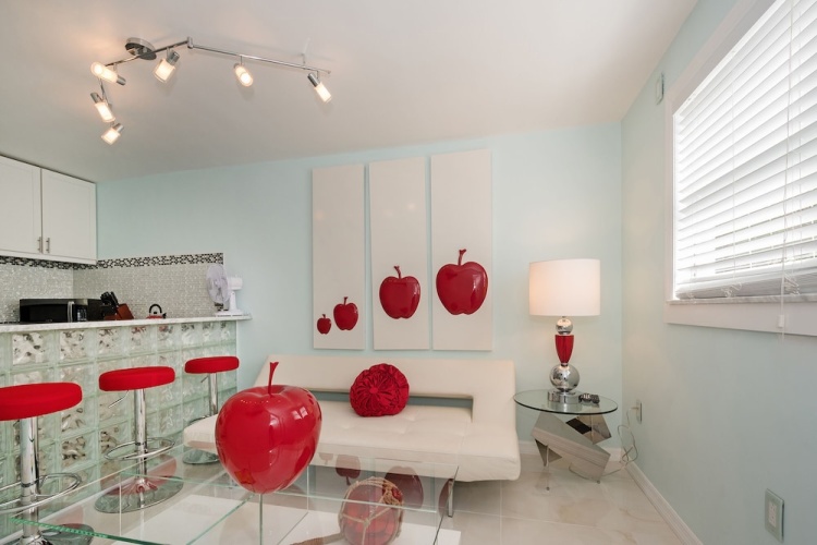 Guest rooms