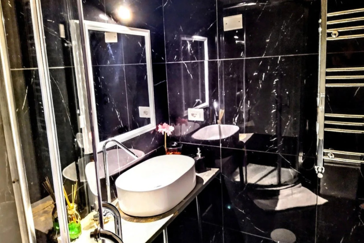 NIK King Rooms