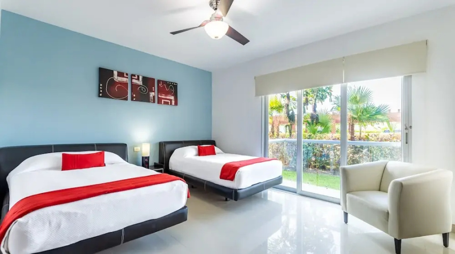 Z Casa Girasol 2 Bedroom Condo by Redawning