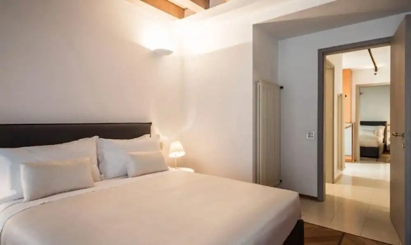 3 Bedrooms Apartment with canal view