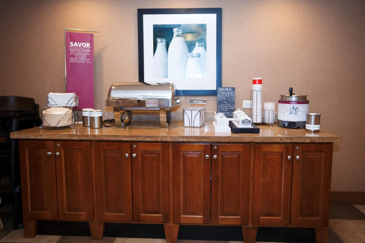 Hampton Inn & Suites Riverton