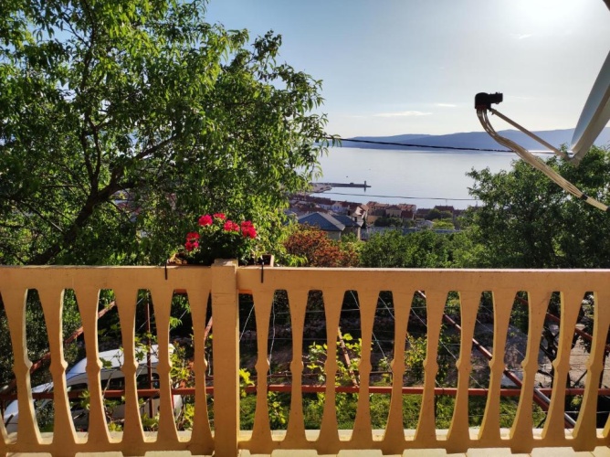Apartment with sea view