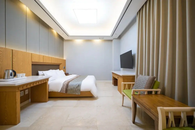 Hotel Core
