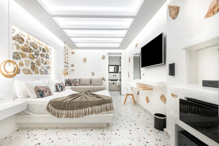 Liana Beach Hotel & Spa