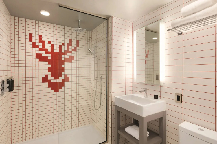 Radisson RED Minneapolis Downtown