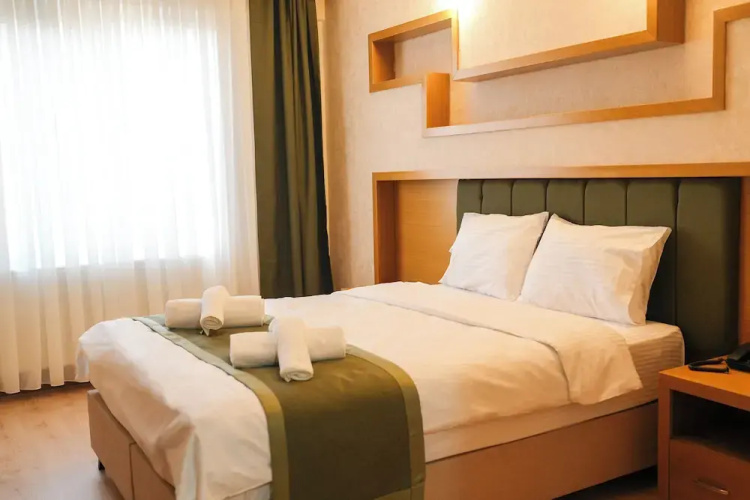 Montella Hotel