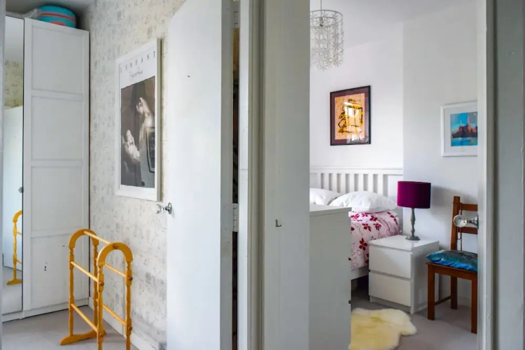 Charming 2 Bedroom Battersea Flat