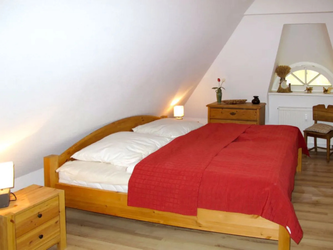 Apartment  Born 22559