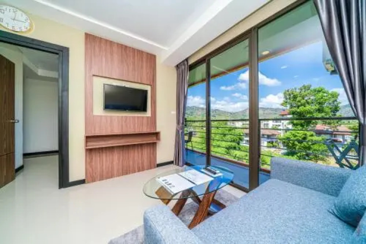 Naiharn Condominimum