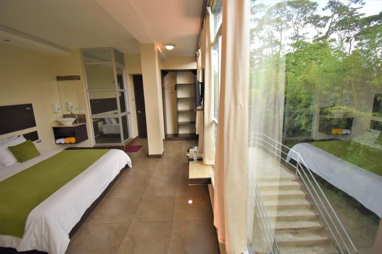 Ecopark Hotel Puyo Amazonia Ecuador