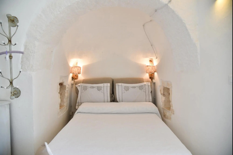 Trullo Albamarina with sea view Pool