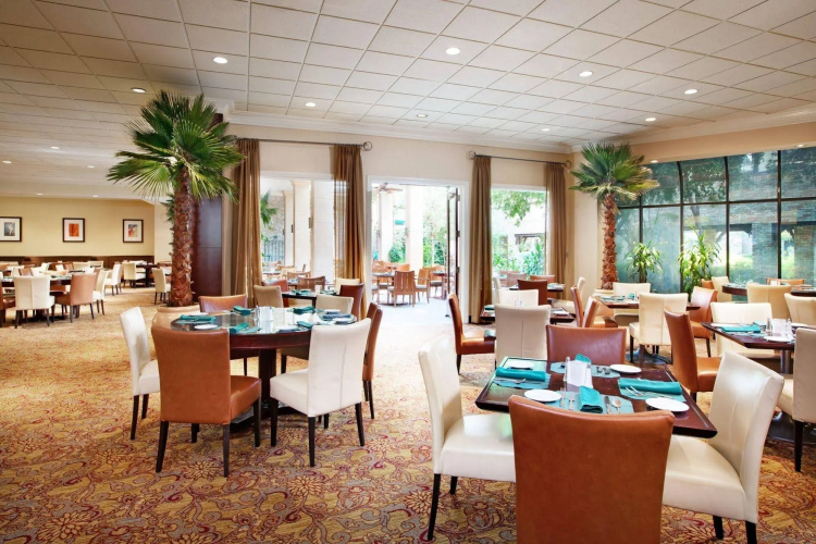 Anaheim Majestic Garden Hotel photo 34