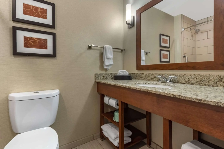 Quadruple Suite