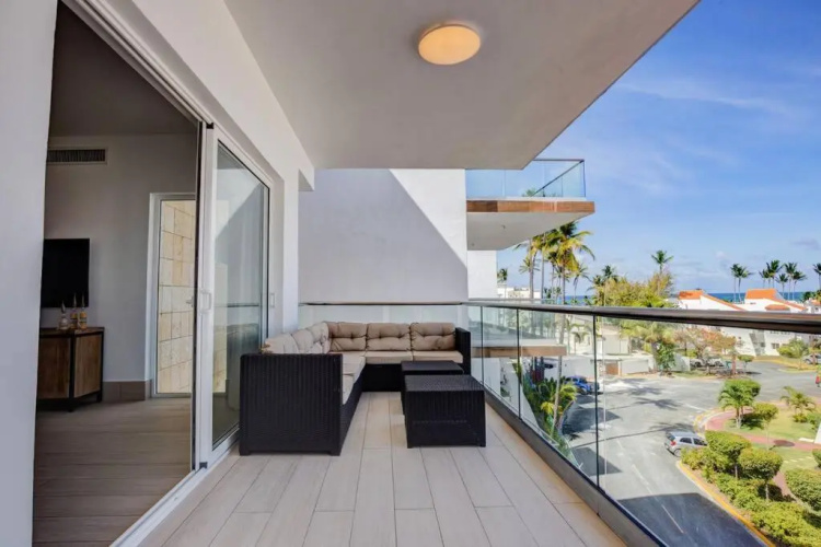 Brand New unit with Beach access & Pool - N C401