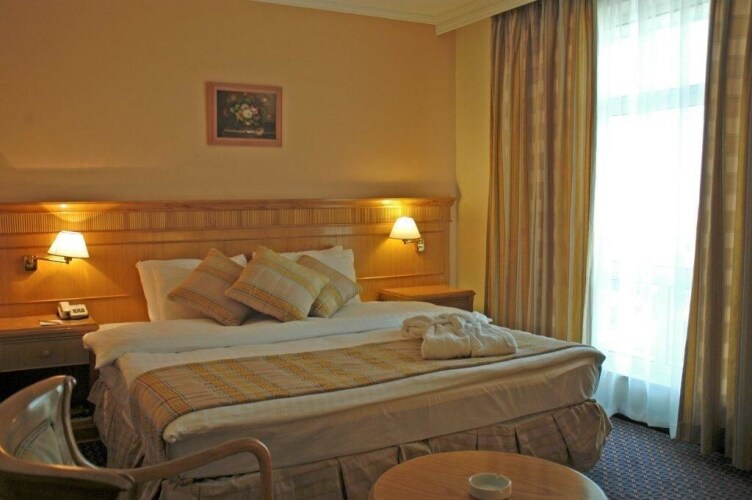 Imperial Palace HotelOver view