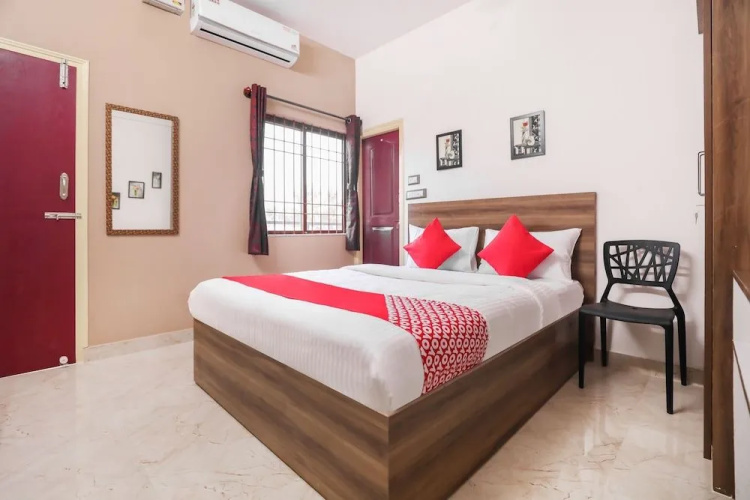 OYO Flagship 30678 S K Residency