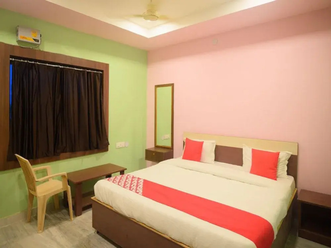 Capital O 14489 Hotel Aryan
