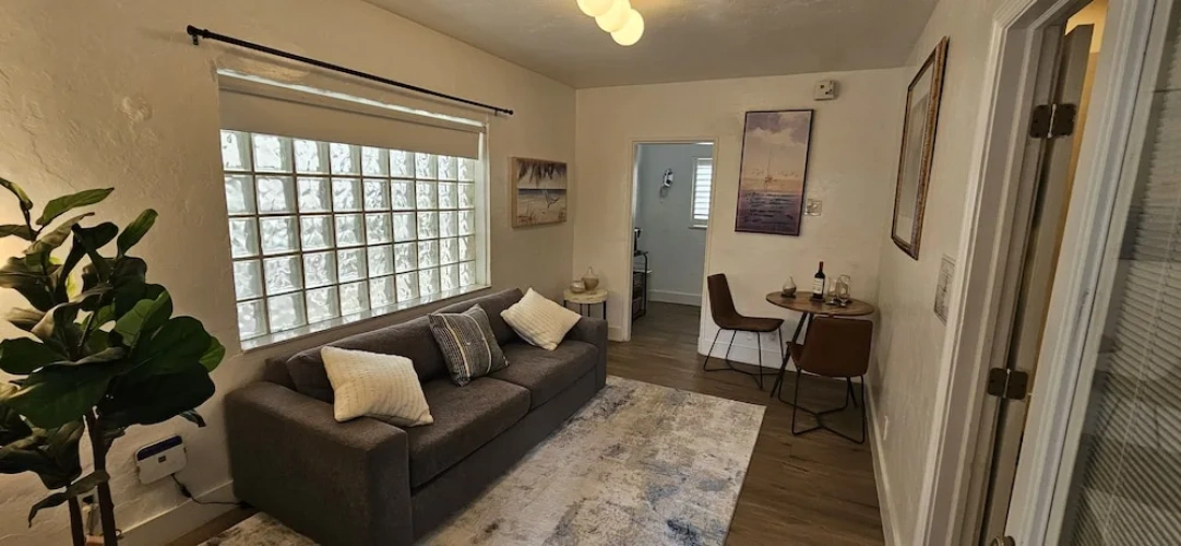 Deluxe Apartment