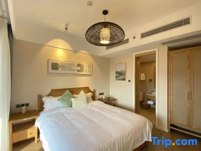 3 Bedrooms Deluxe Suite with balcony and with garden view