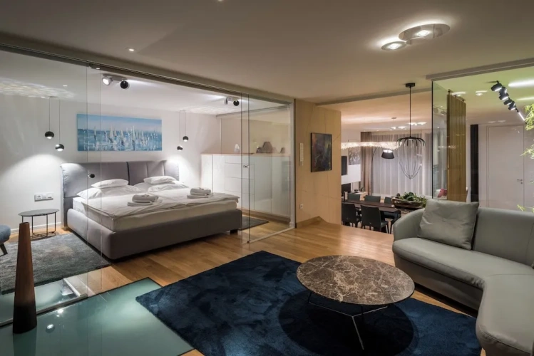 3 Bedrooms Deluxe Apartment