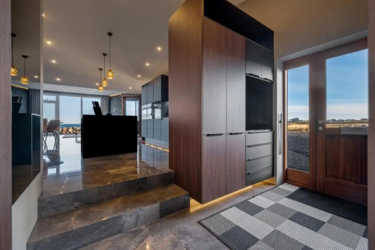 Bay View Apartments