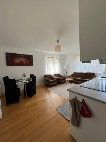 3 Rooms Cozy Apartment