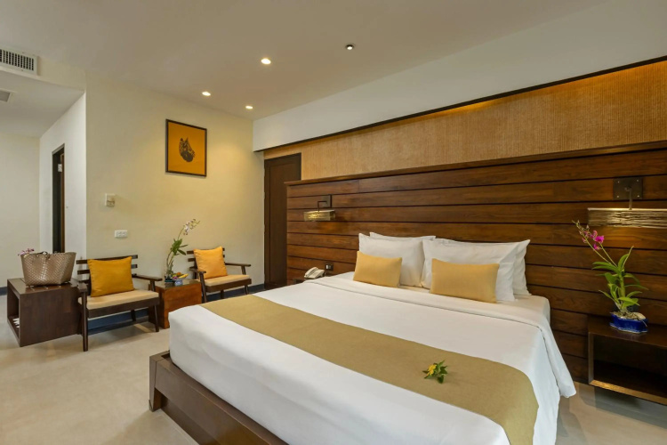 Khaolak Wanaburee Resort