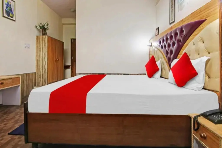 Hotel Ashoka Inn