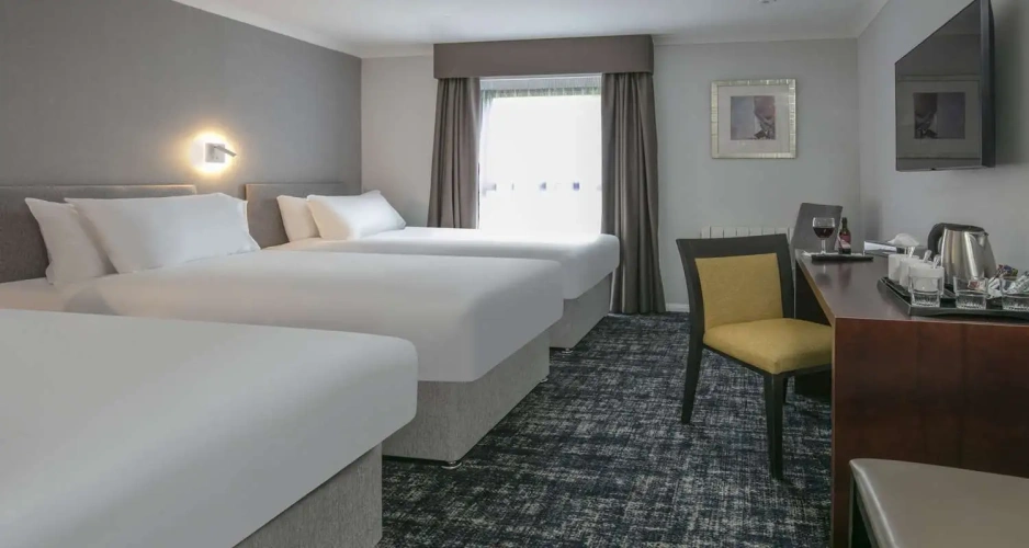 Superior Triple room