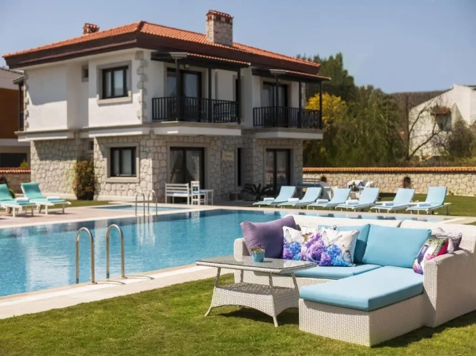 Suite with garden view