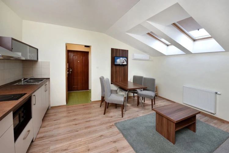 1 Bedroom Family Apartment