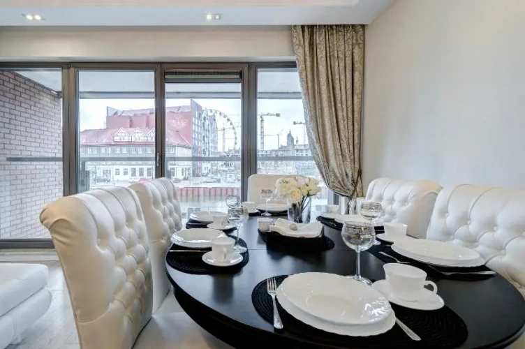 3 Bedrooms Apartment with balcony