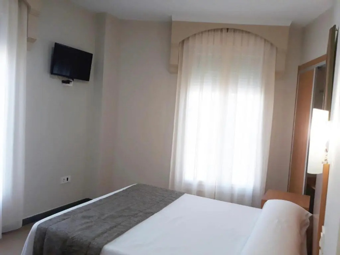 Hostal Montemayor