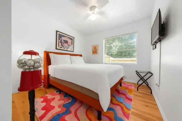 3 Bedrooms Cottage