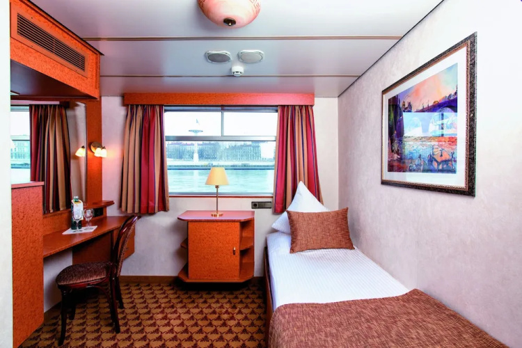 Crossgates Hotelship 4 Star - AltstadtNord - Köln