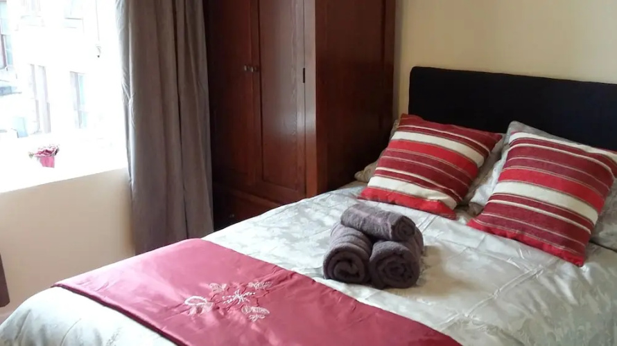 2 Bed Apartment in the West End