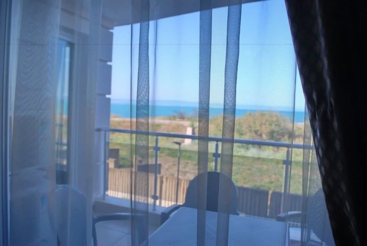 1 Bedroom Apartment beachfront
