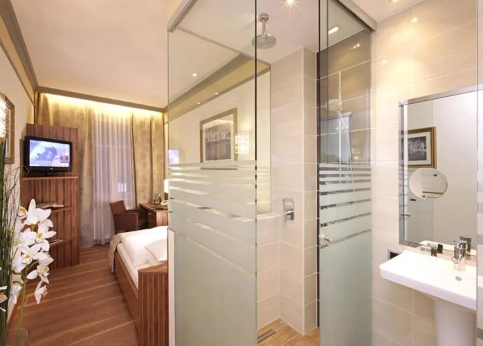 Deluxe Single room