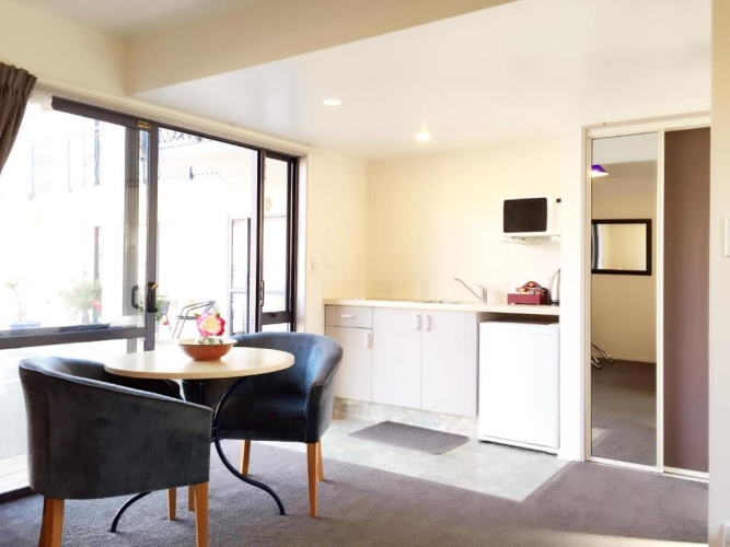 Executive Studio