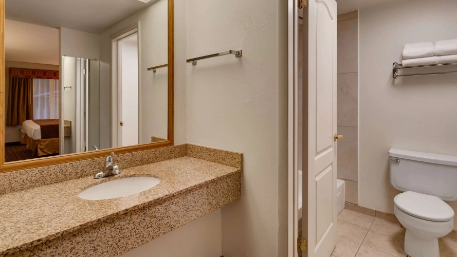 Quadruple Suite