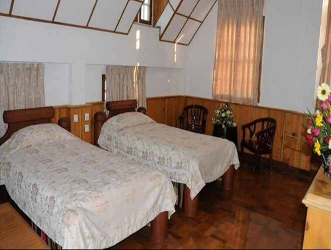 Hillock Villa