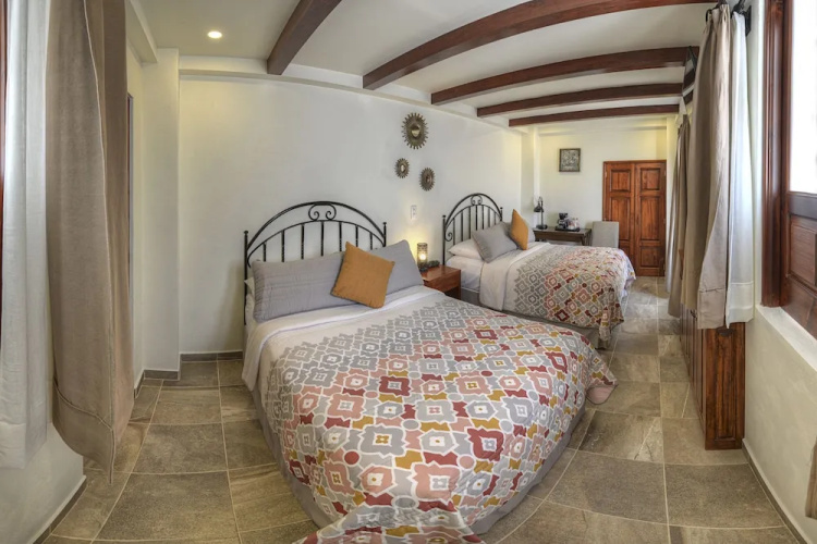 Hotel Santa Paula