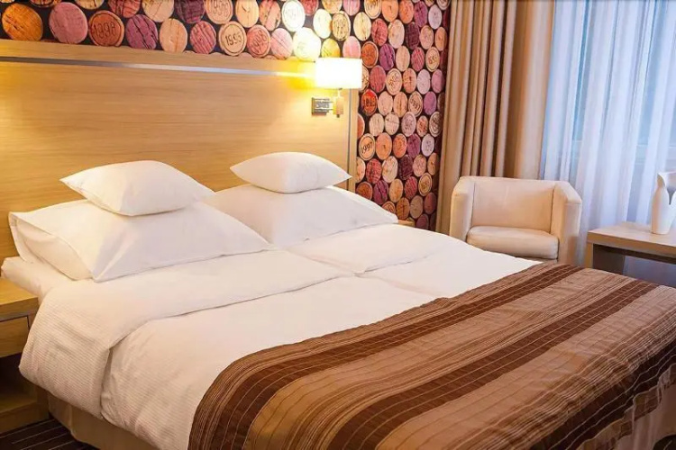 Grape Town Hotel