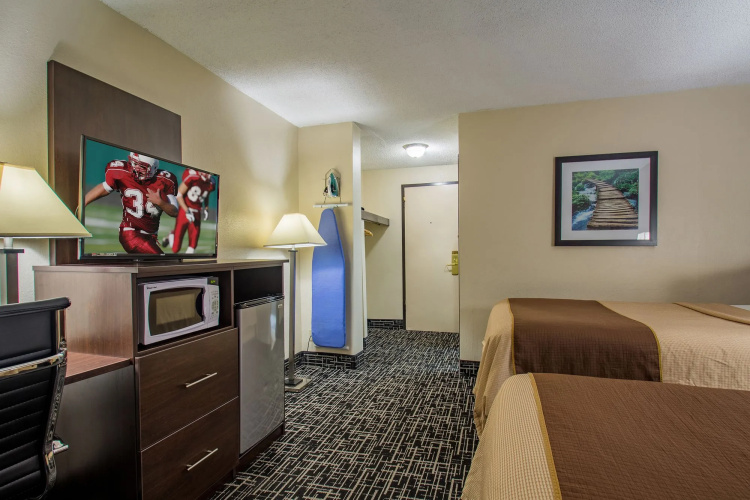 Red Roof Inn Batavia