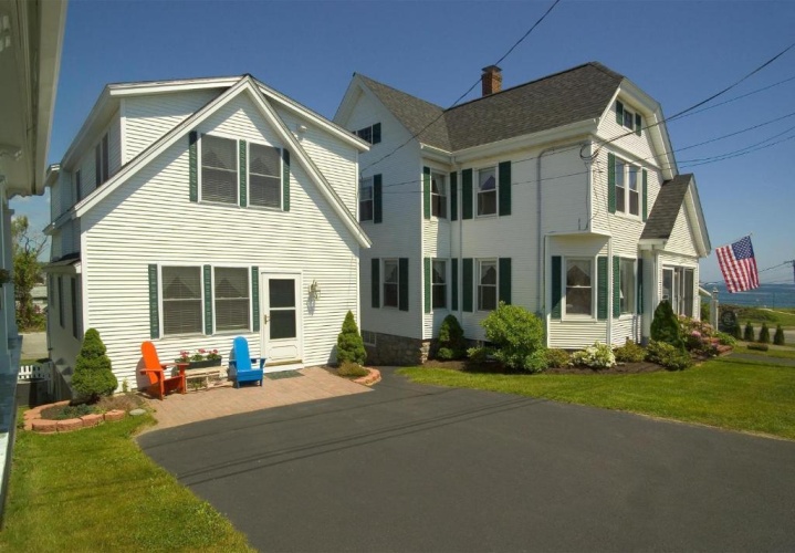 5 Bedrooms Cottage