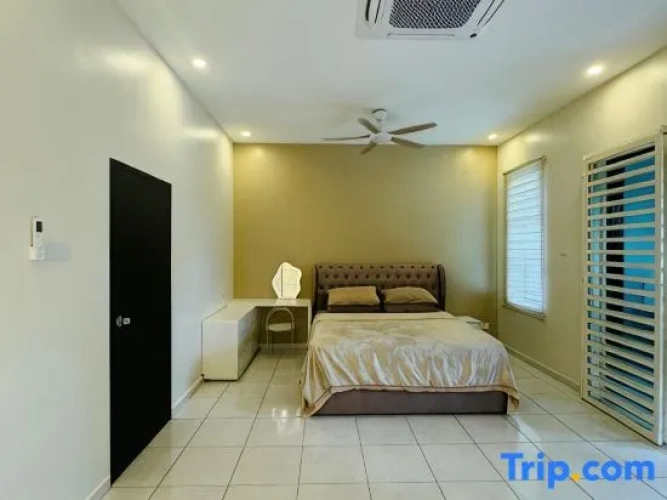4 Bedrooms Standard room