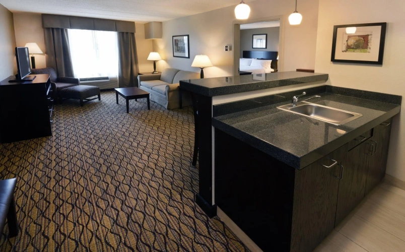 Quadruple Suite