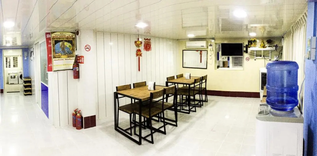 Htinn Yue Tan Hostel